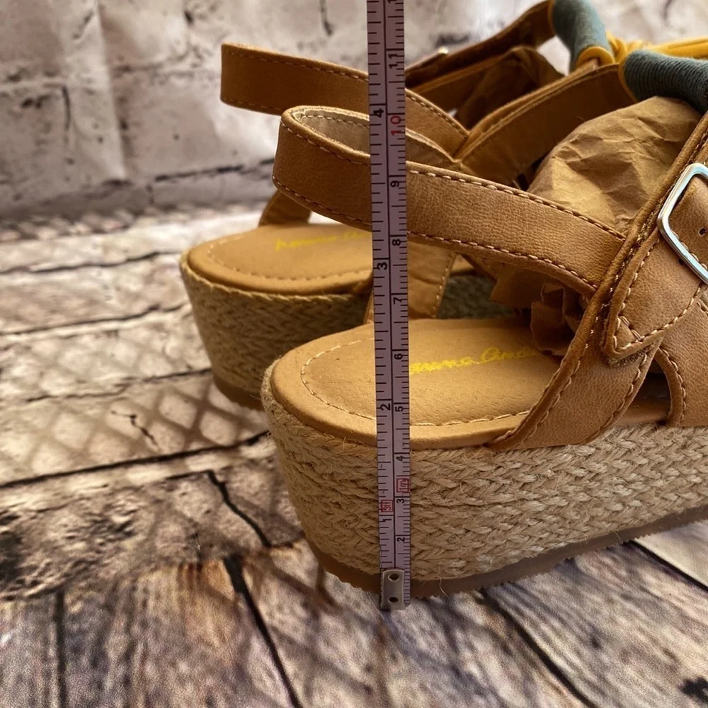Brand new girls tassel embroidered wedge sandals